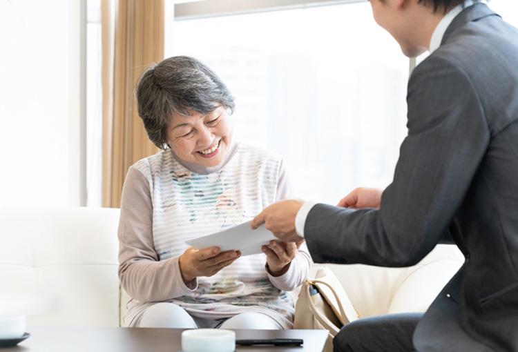 高齢者見守り契約